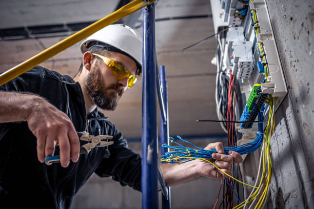 Best Local Electrician Companies  in Sound Beach, NY